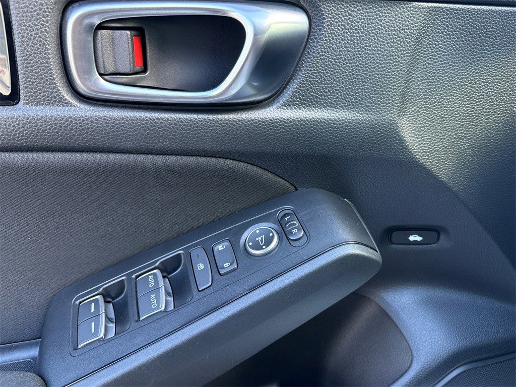 Certified 2025 Honda Civic Sport image 18