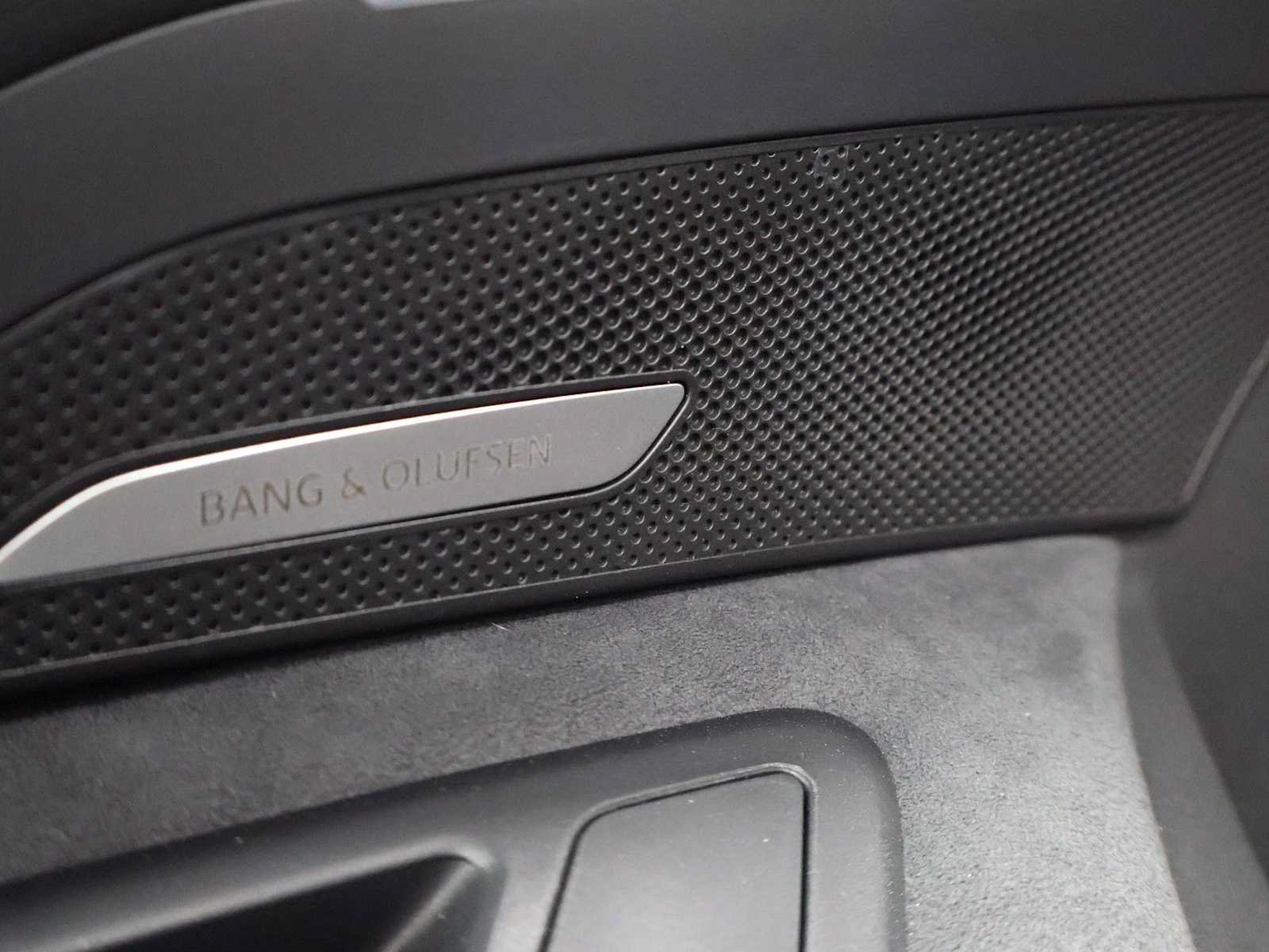 New 2026 Audi SQ5 Premium Plus AWD/4WD image 17