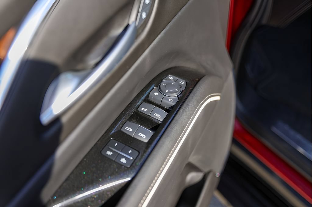 Certified 2024 Cadillac Escalade ESV Premium Luxury RWD image 23
