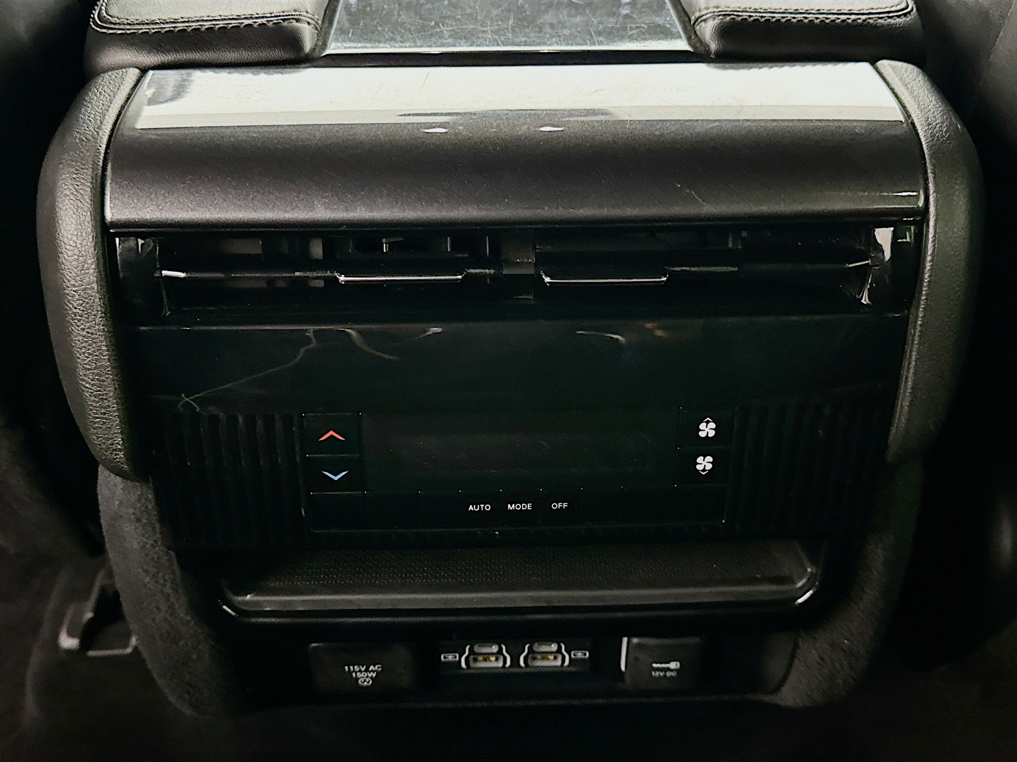 Used 2022 Jeep Wagoneer Series I w/ Rear Seat Video Group 1 image 27