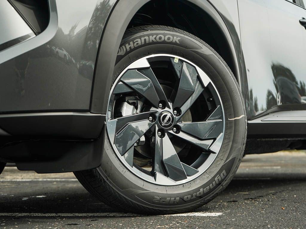 New 2026 Nissan Rogue SV image 6