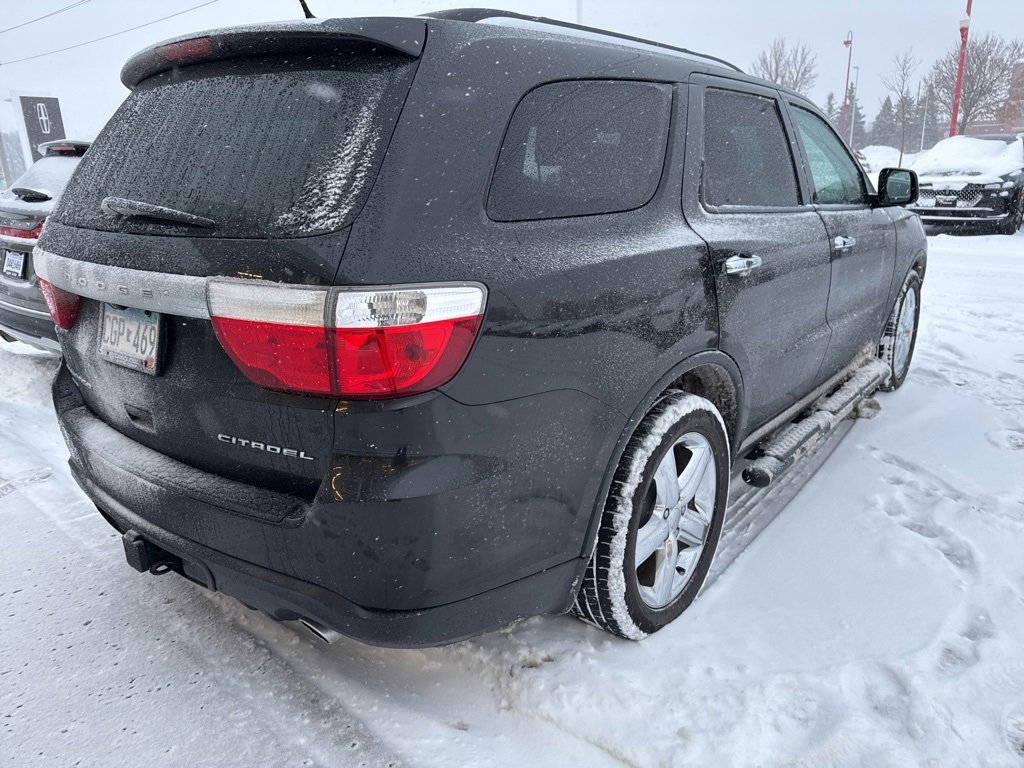 Used 2013 Dodge Durango Citadel w/ Technology Group image 2