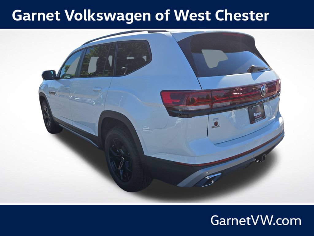 New 2026 Volkswagen Atlas Peak Edition AWD/4WD image 3