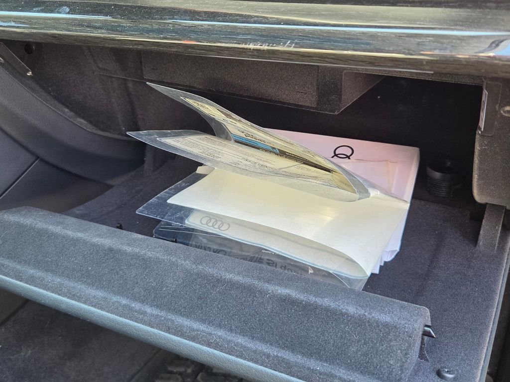 Certified 2023 Audi Q7 3.0T Prestige image 13