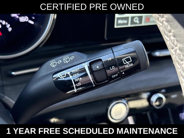 Used 2024 Kia Carnival EX FWD image 25