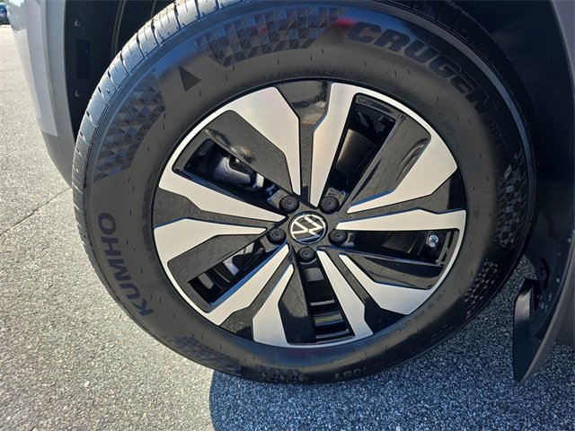 New 2026 Volkswagen Atlas SE image 32