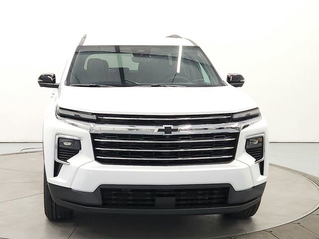 New 2026 Chevrolet Traverse LT w/ Driver Confidence Package FWD image 2