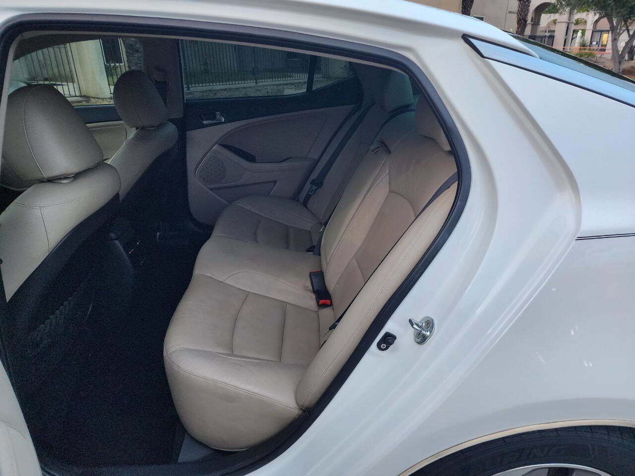 Used 2014 Kia Optima EX image 21