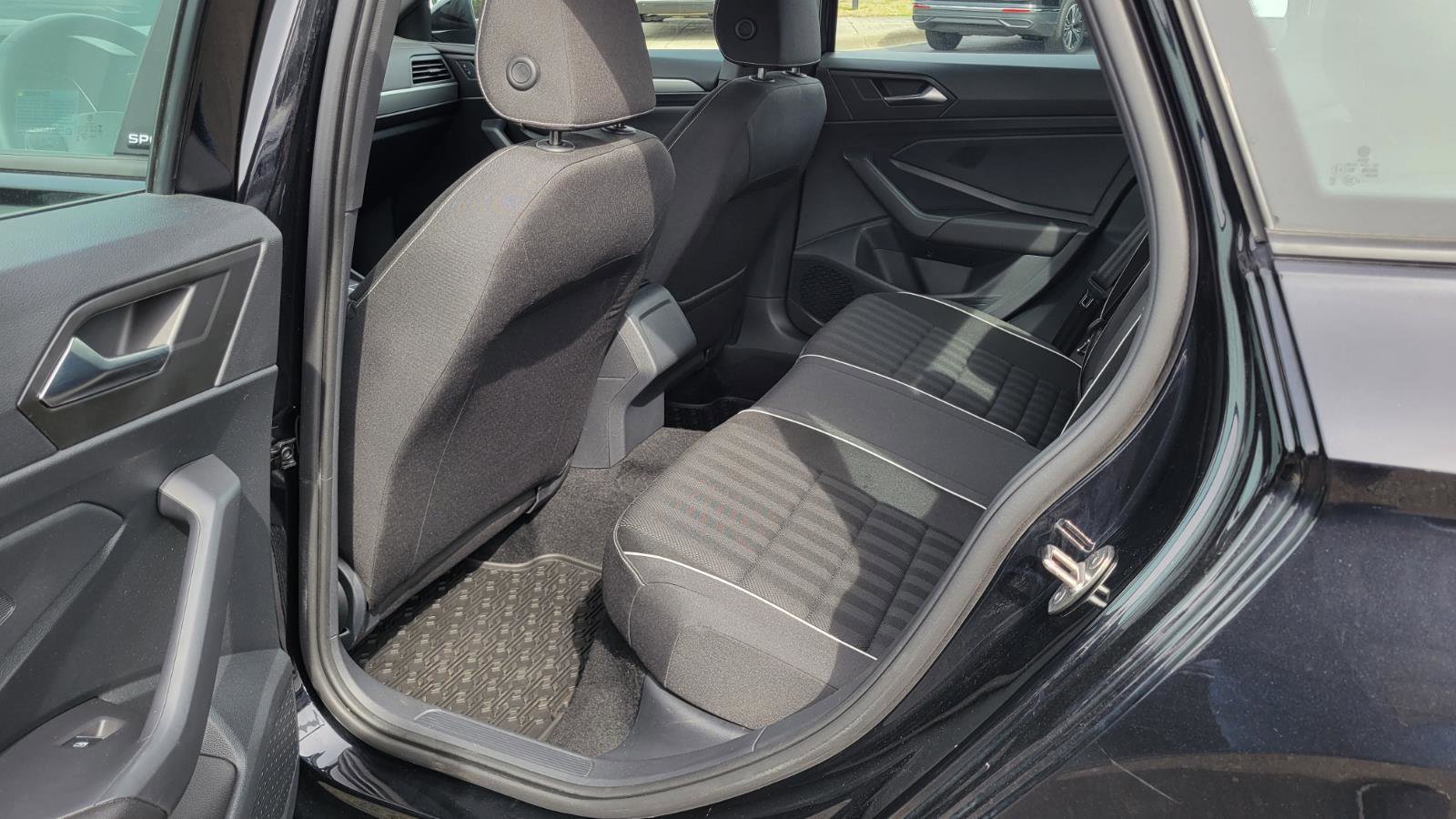 Used 2023 Volkswagen Jetta Sport image 30