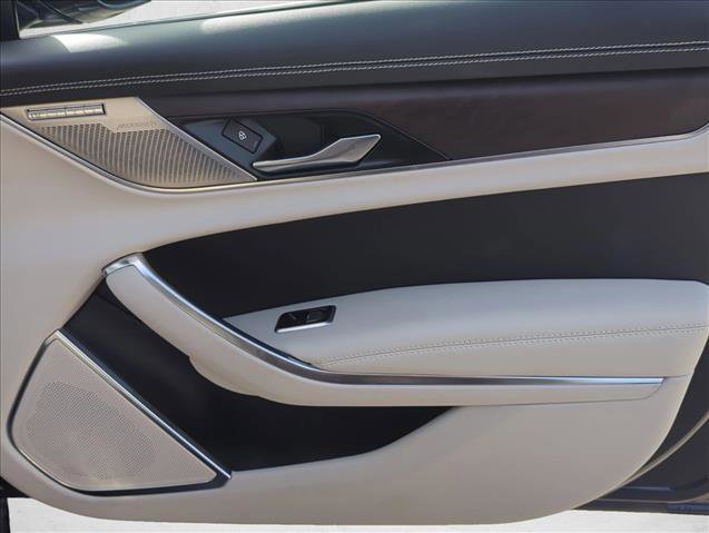 Used 2021 Jaguar XF R-Dynamic SE image 26