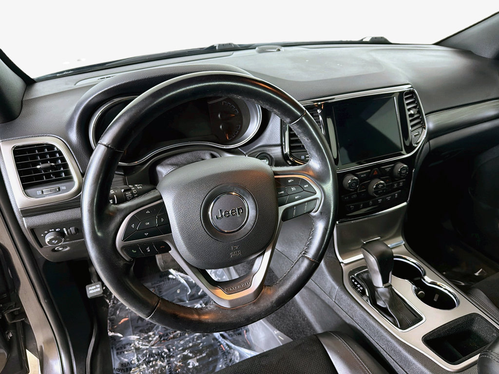 Used 2021 Jeep Grand Cherokee Laredo X AWD/4WD image 22