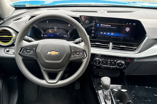 Used 2026 Chevrolet Trax LT image 16