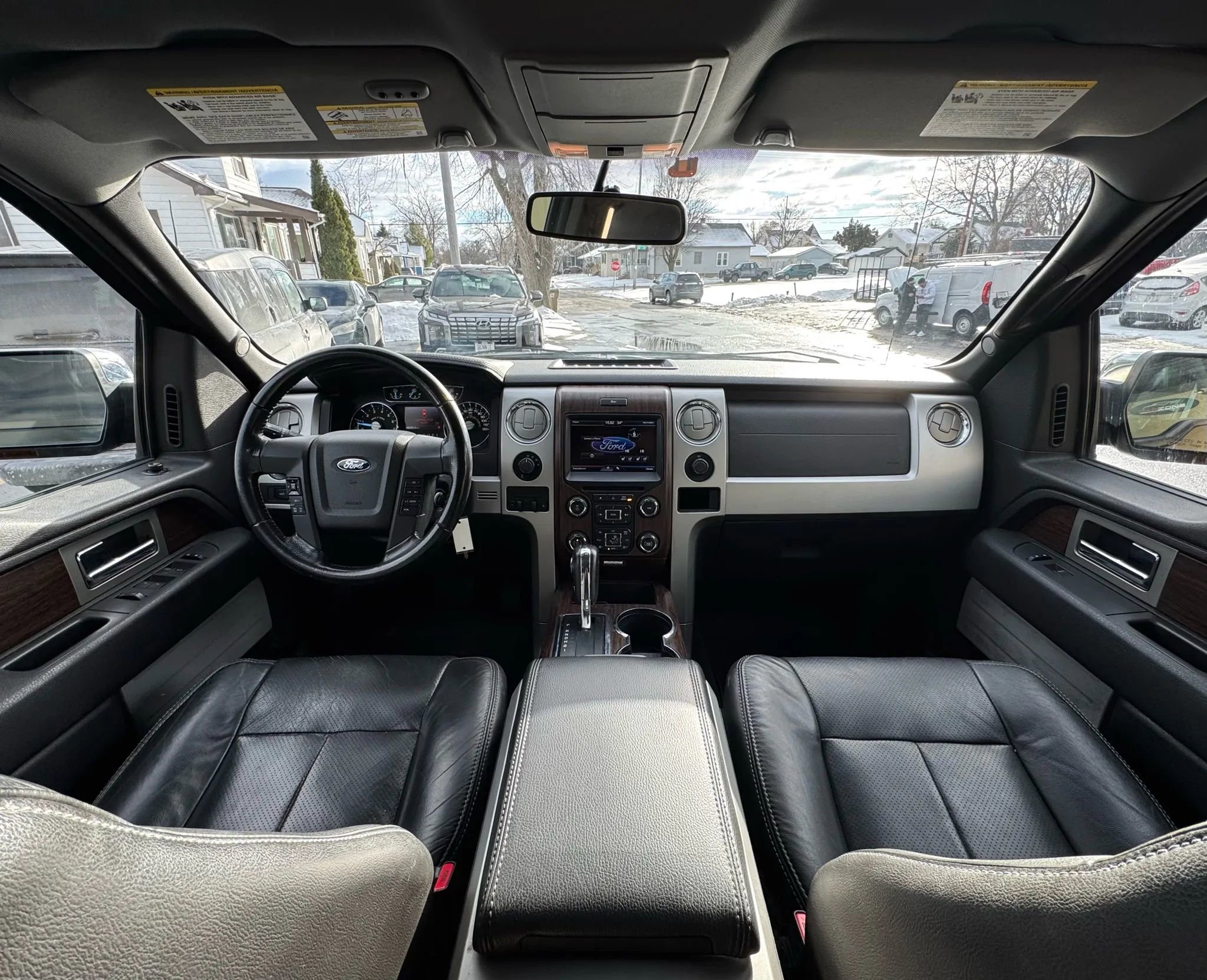 Used 2013 Ford F150 Lariat w/ Lariat Chrome Pkg AWD/4WD image 2