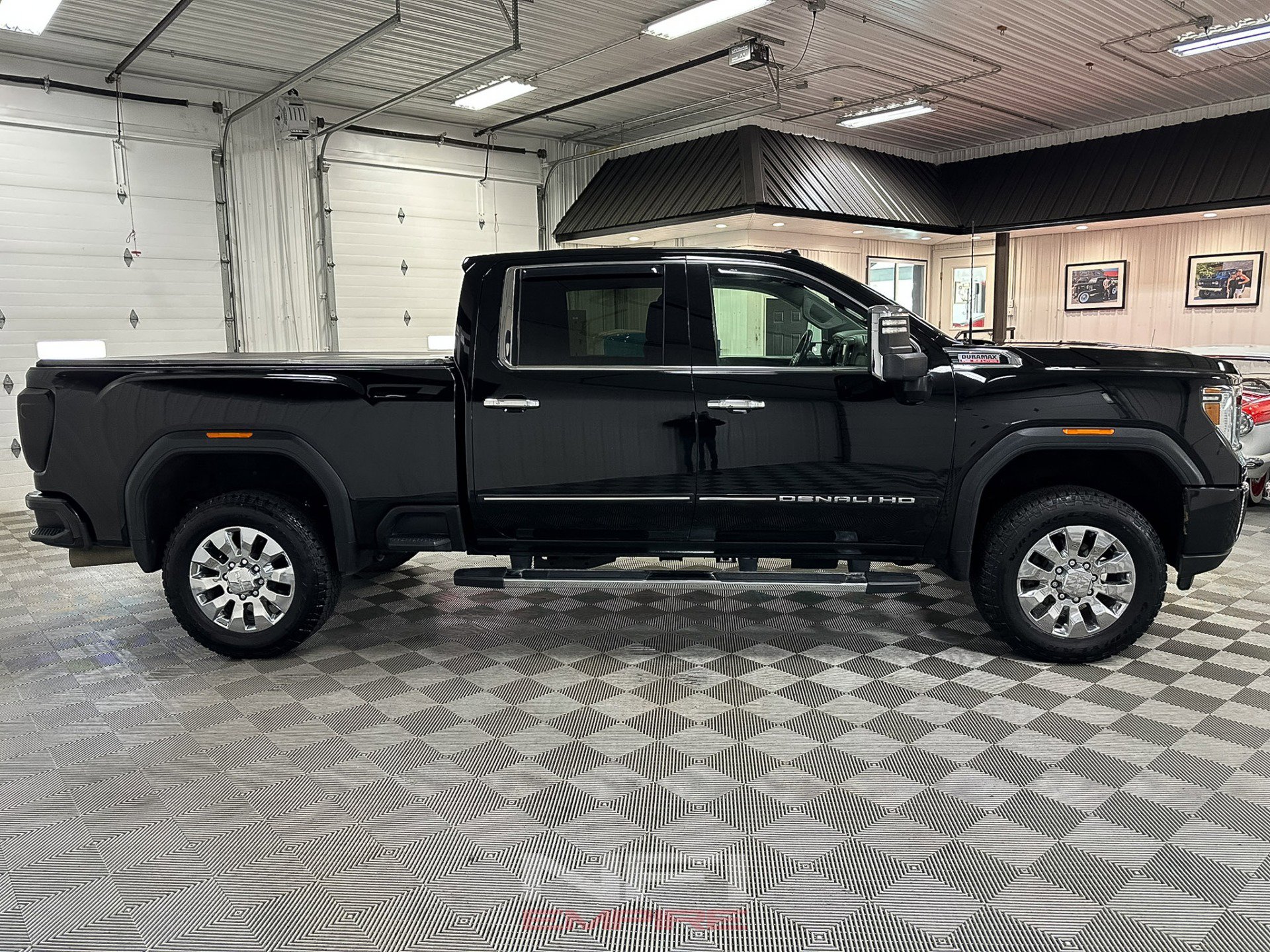 Used 2021 GMC Sierra 3500 Denali w/ Denali Ultimate Package image 7