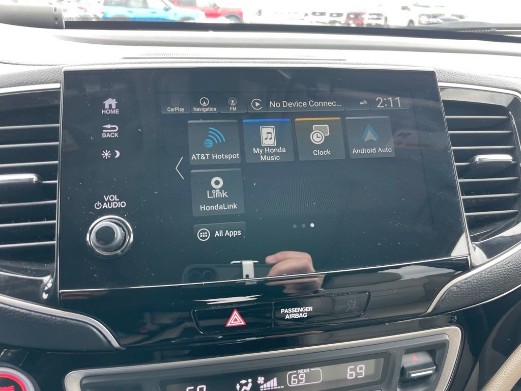 Used 2019 Honda Pilot Touring image 16