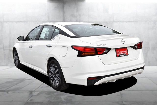 Certified 2025 Nissan Altima 2.5 SV image 7