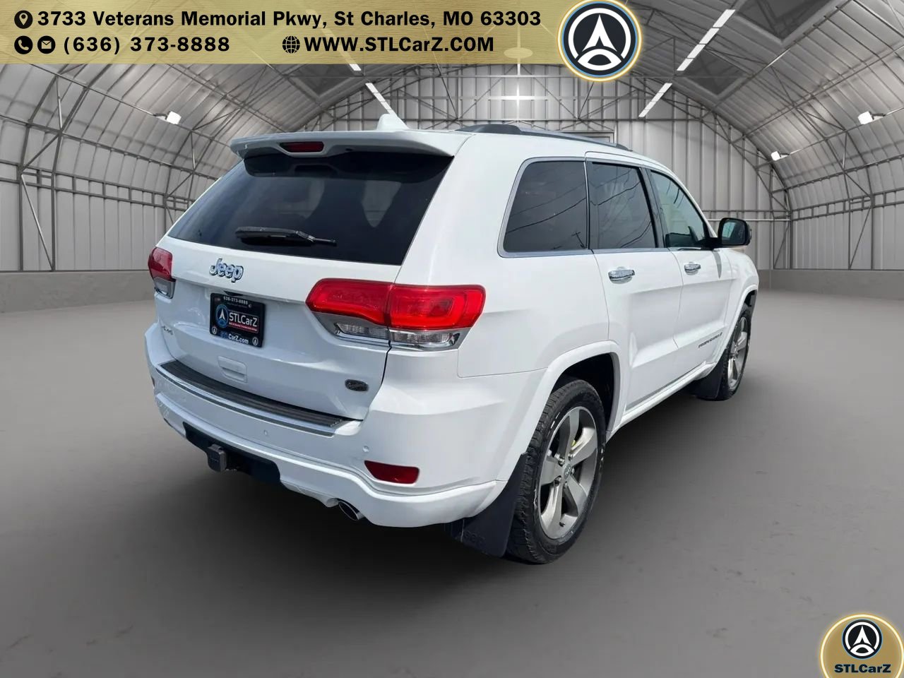 Used 2015 Jeep Grand Cherokee Overland w/ Advanced Technology Group image 3