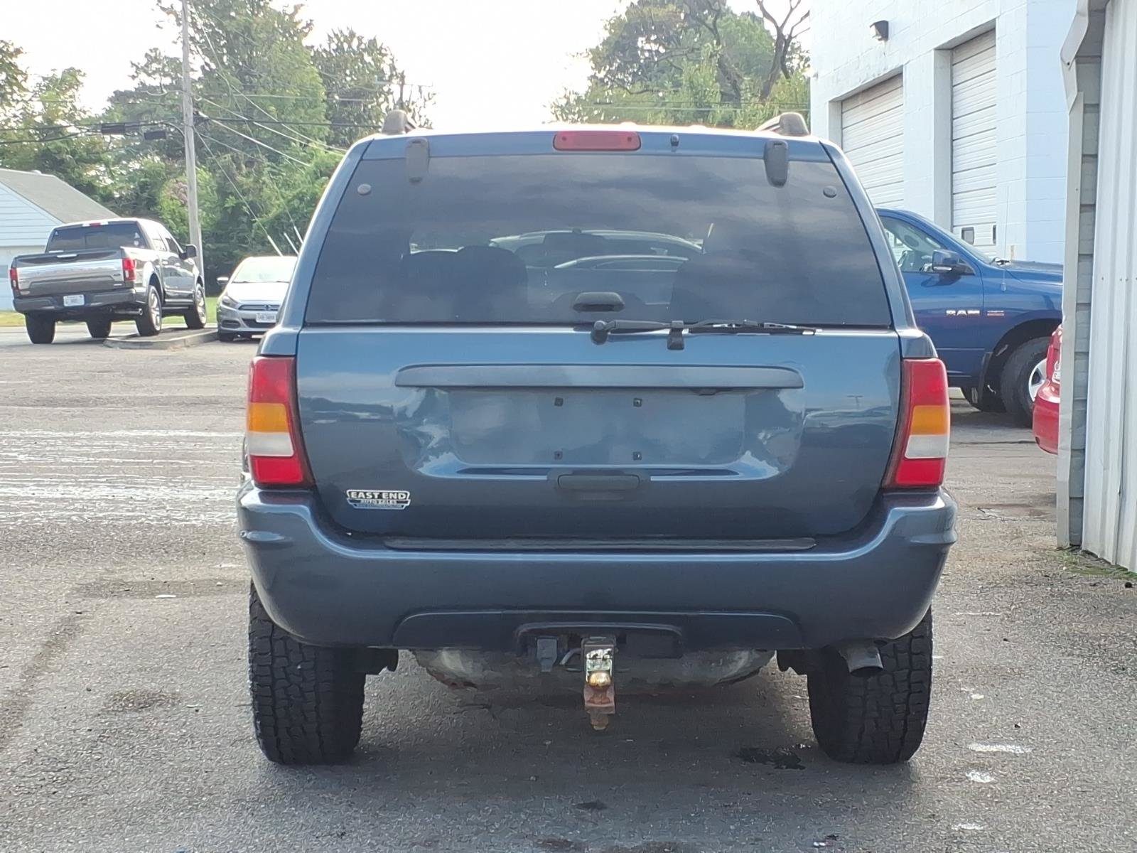 Used 2004 Jeep Grand Cherokee Laredo AWD/4WD image 4