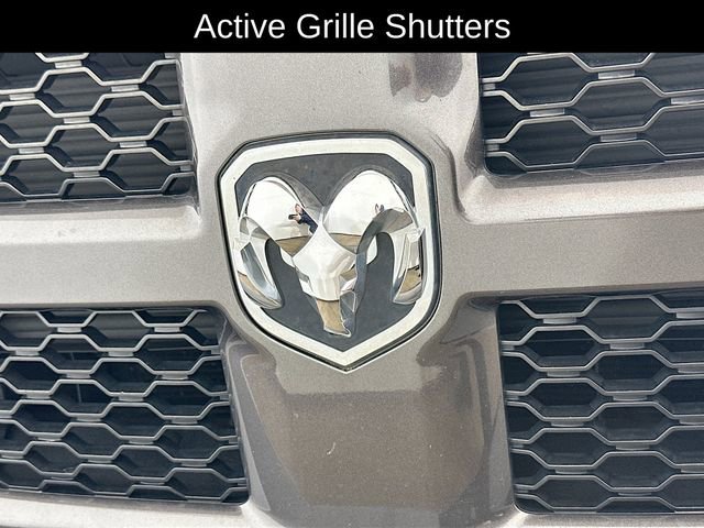 Used 2016 RAM 1500 Express AWD/4WD image 32