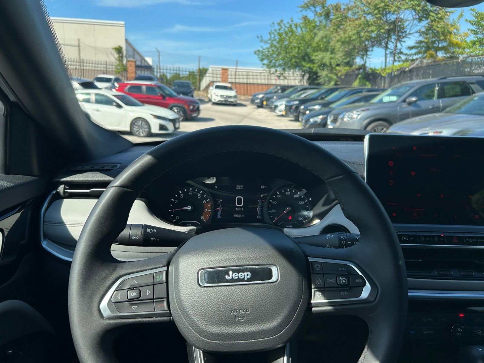 Used 2025 Jeep Compass Limited AWD/4WD image 29