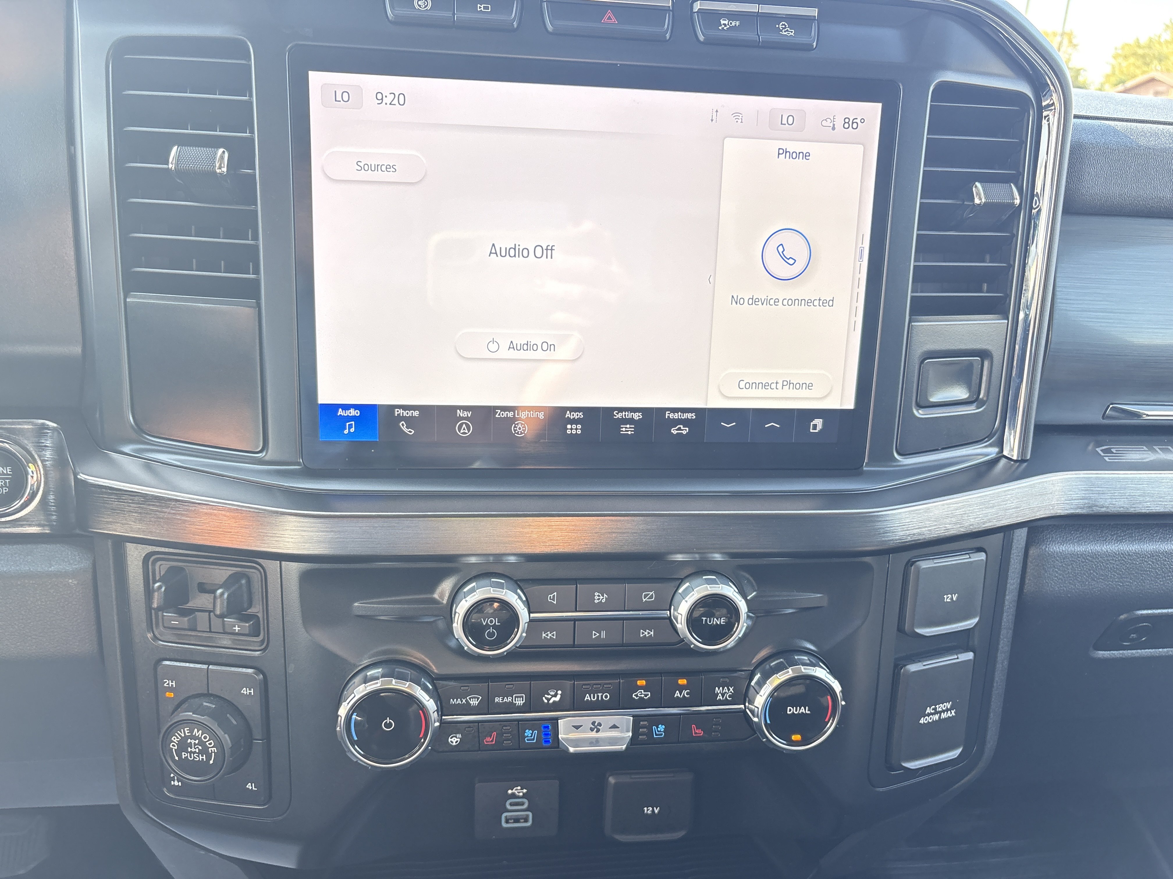 Used 2024 Ford F250 Lariat w/ Tremor Off-Road Package AWD/4WD image 16