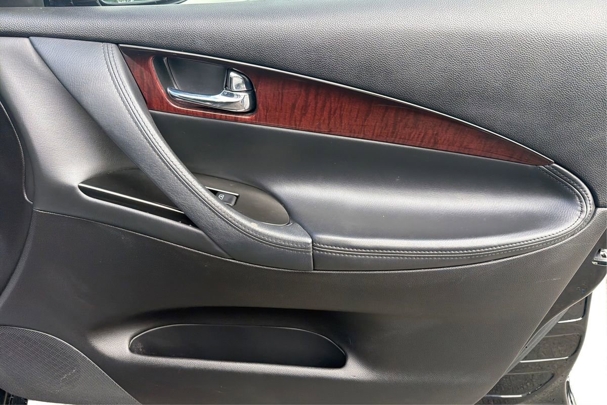 Used 2015 INFINITI QX50 AWD image 23