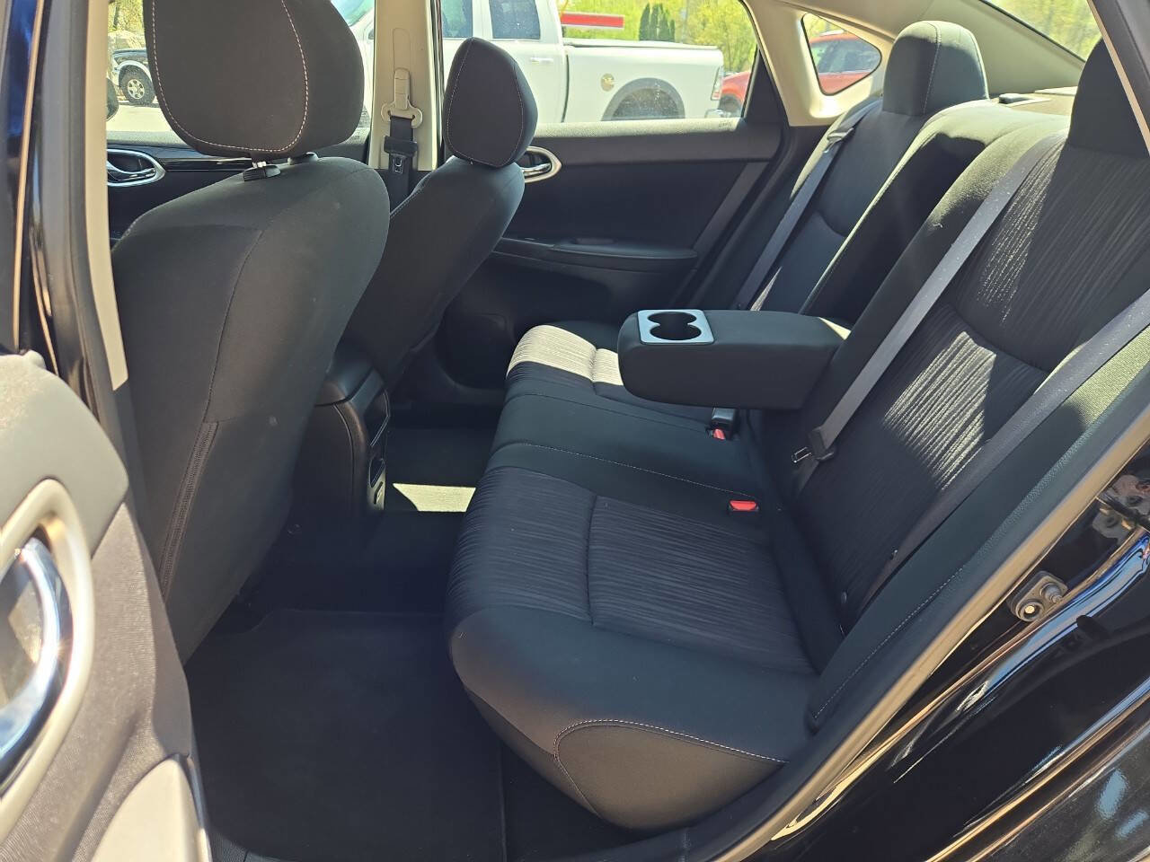 Used 2019 Nissan Sentra SV FWD image 16