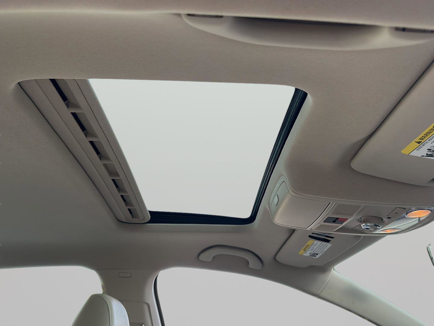 Used 2016 Volkswagen Jetta SEL Premium w/ Lighting Package image 24