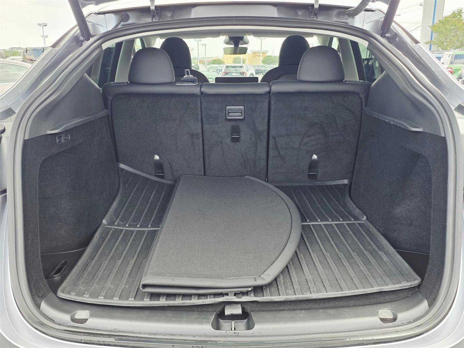 Used 2025 Tesla Model Y Long Range image 28