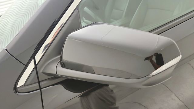 Used 2024 GMC Terrain SLT image 30