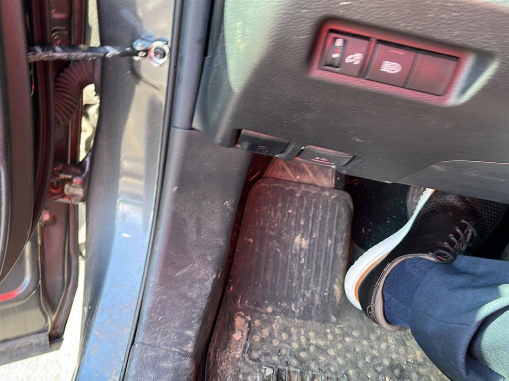 Used 2023 Toyota RAV4 LE image 5