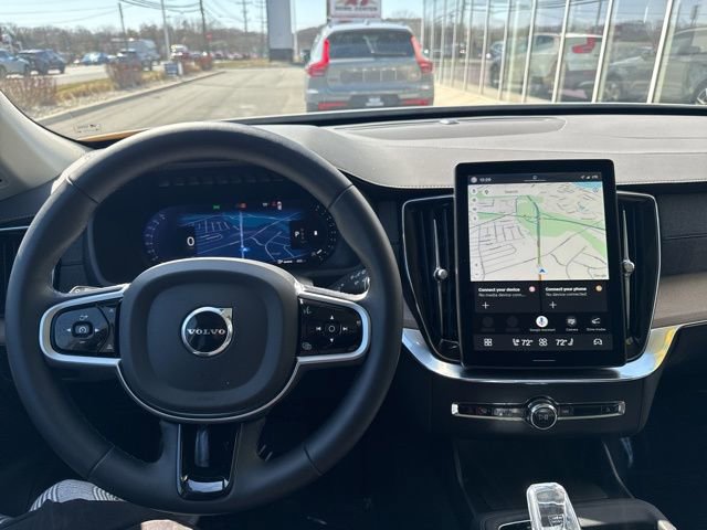Certified 2025 Volvo XC90 B5 Plus image 21