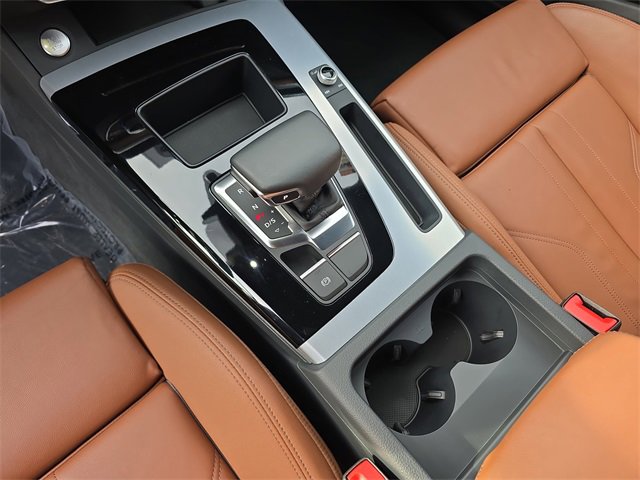 Certified 2025 Audi Q5 2.0T Premium w/ Convenience Plus Package image 28