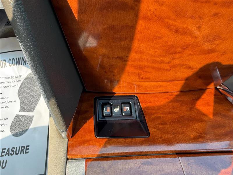 Used 2009 Toyota Camry XLE image 32