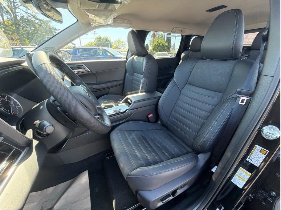 New 2026 Mitsubishi Outlander LE image 20