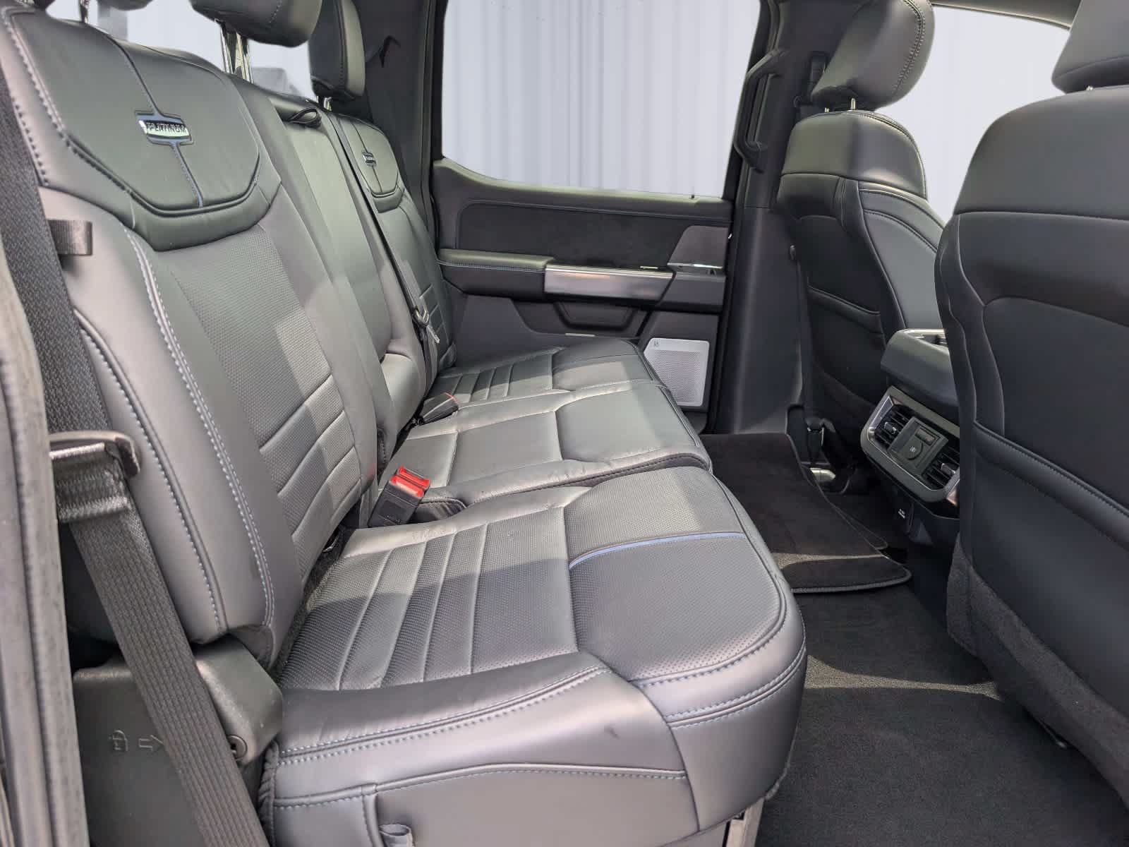 Used 2025 Ford F250 Platinum AWD/4WD image 12