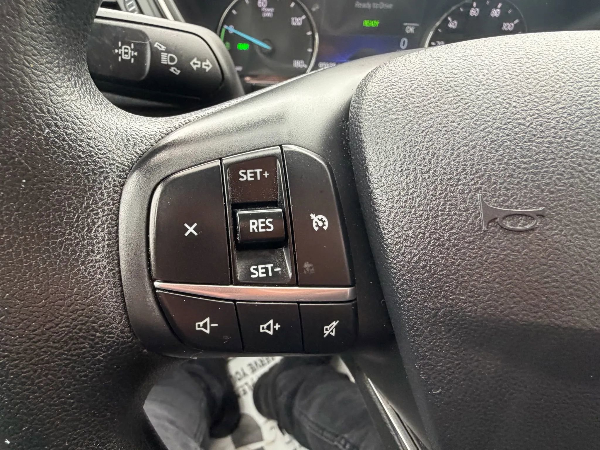 Used 2021 Ford Escape SE image 20