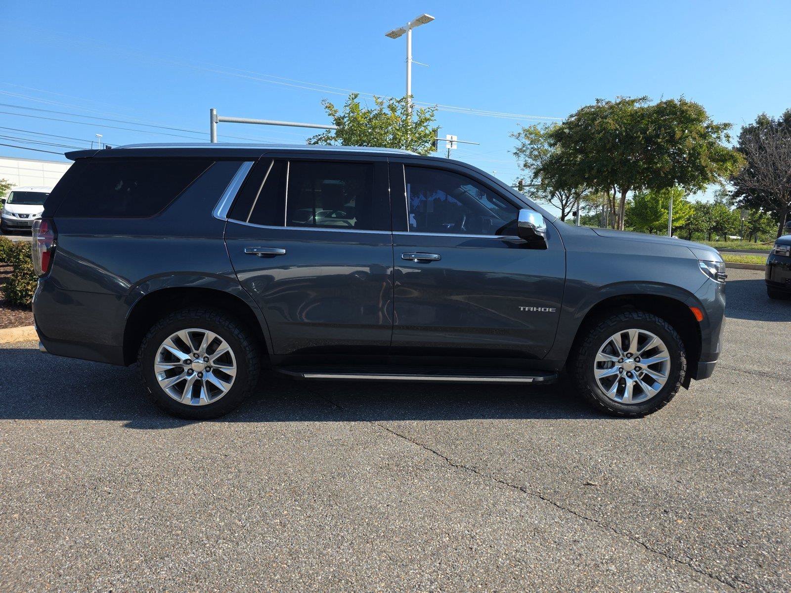 Used 2021 Chevrolet Tahoe Premier AWD/4WD image 3