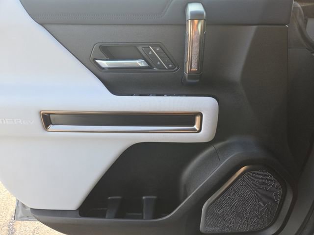 Used 2025 GMC Hummer EV 2X image 35