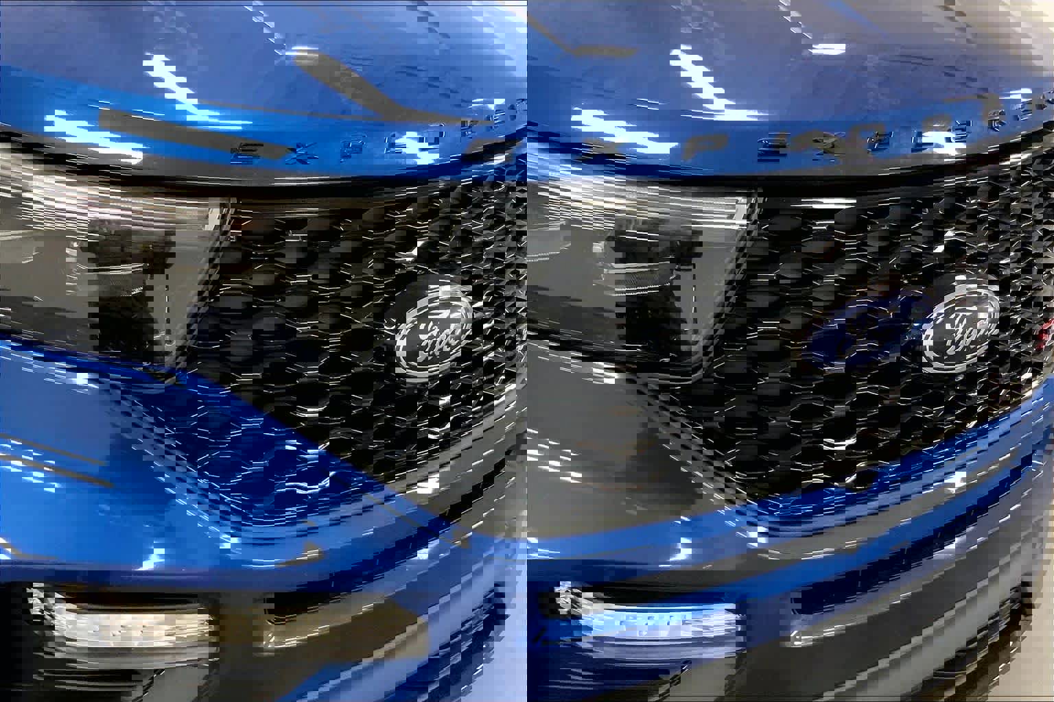 Used 2020 Ford Explorer ST w/ Premium Technology Package image 26