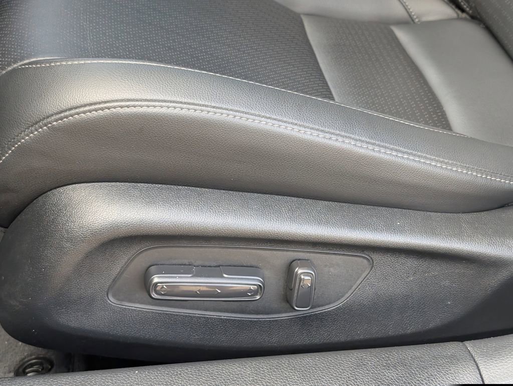 Certified 2025 Honda Civic Sport image 10