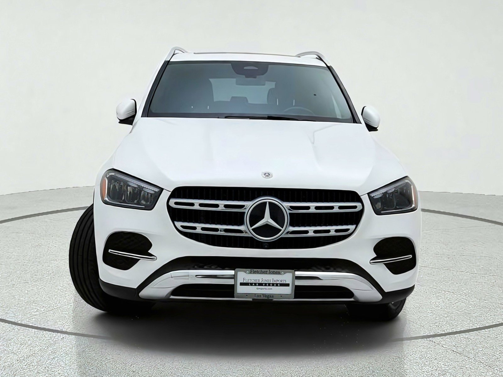 Used 2025 Mercedes-Benz GLE 450e 4MATIC image 3
