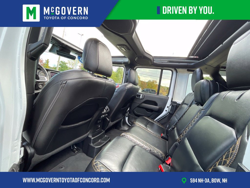 Used 2021 Jeep Wrangler Unlimited Sahara AWD/4WD image 18