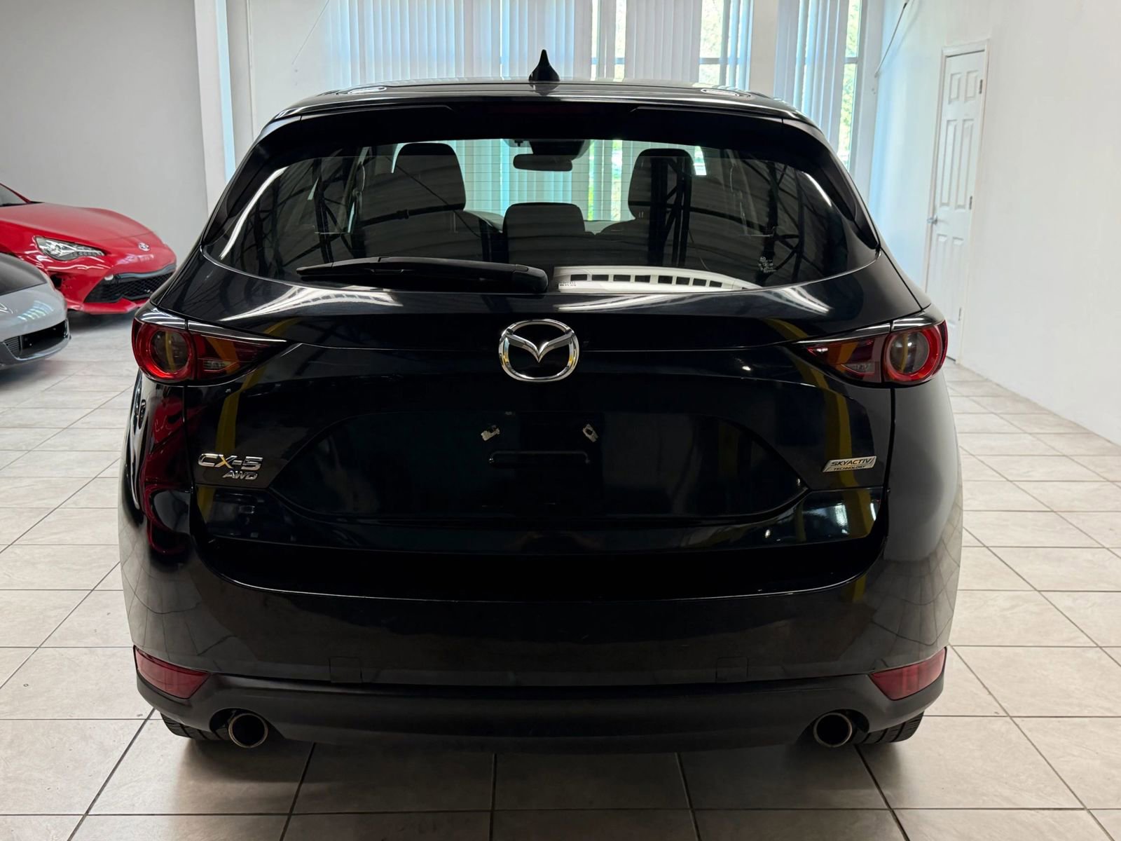 Used 2017 MAZDA CX-5 Sport AWD/4WD image 8