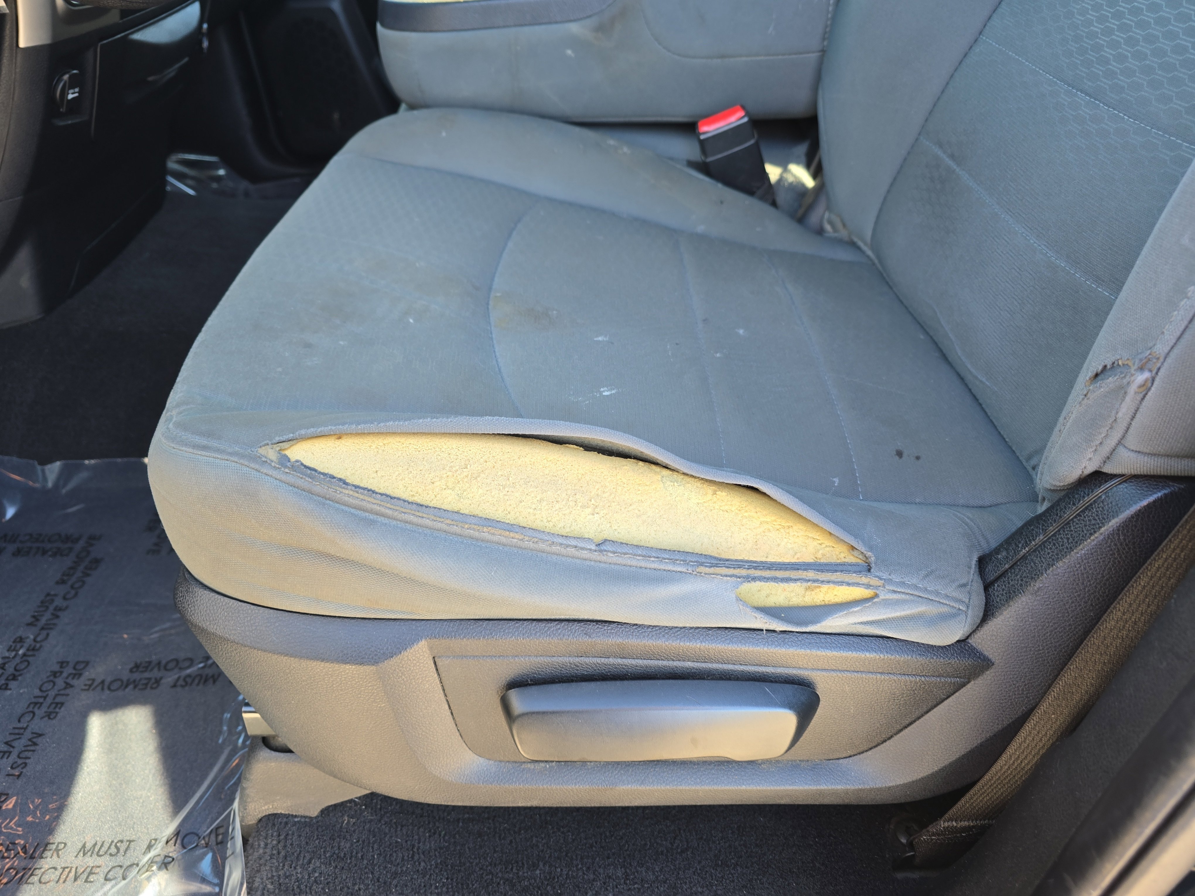 Used 2016 RAM 1500 Classic SLT image 28