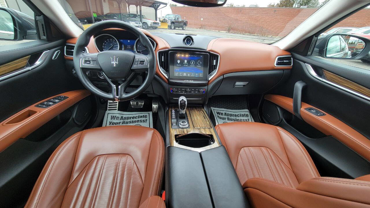Used 2018 Maserati Ghibli S GranLusso image 10