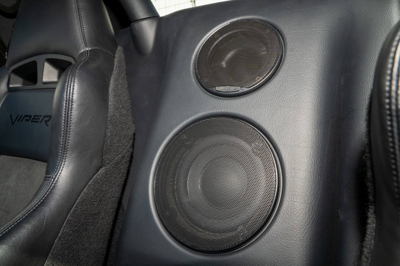 Used 2006 Dodge Viper SRT-10 RWD image 32