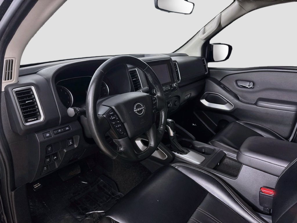 Used 2023 Nissan Frontier SV w/ SV Premium Package AWD/4WD image 10