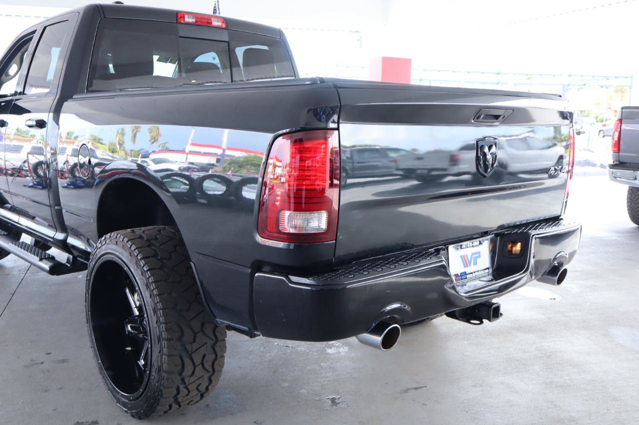 Used 2016 RAM 1500 Sport w/ Black Ram 1500 Sport Group AWD/4WD image 10