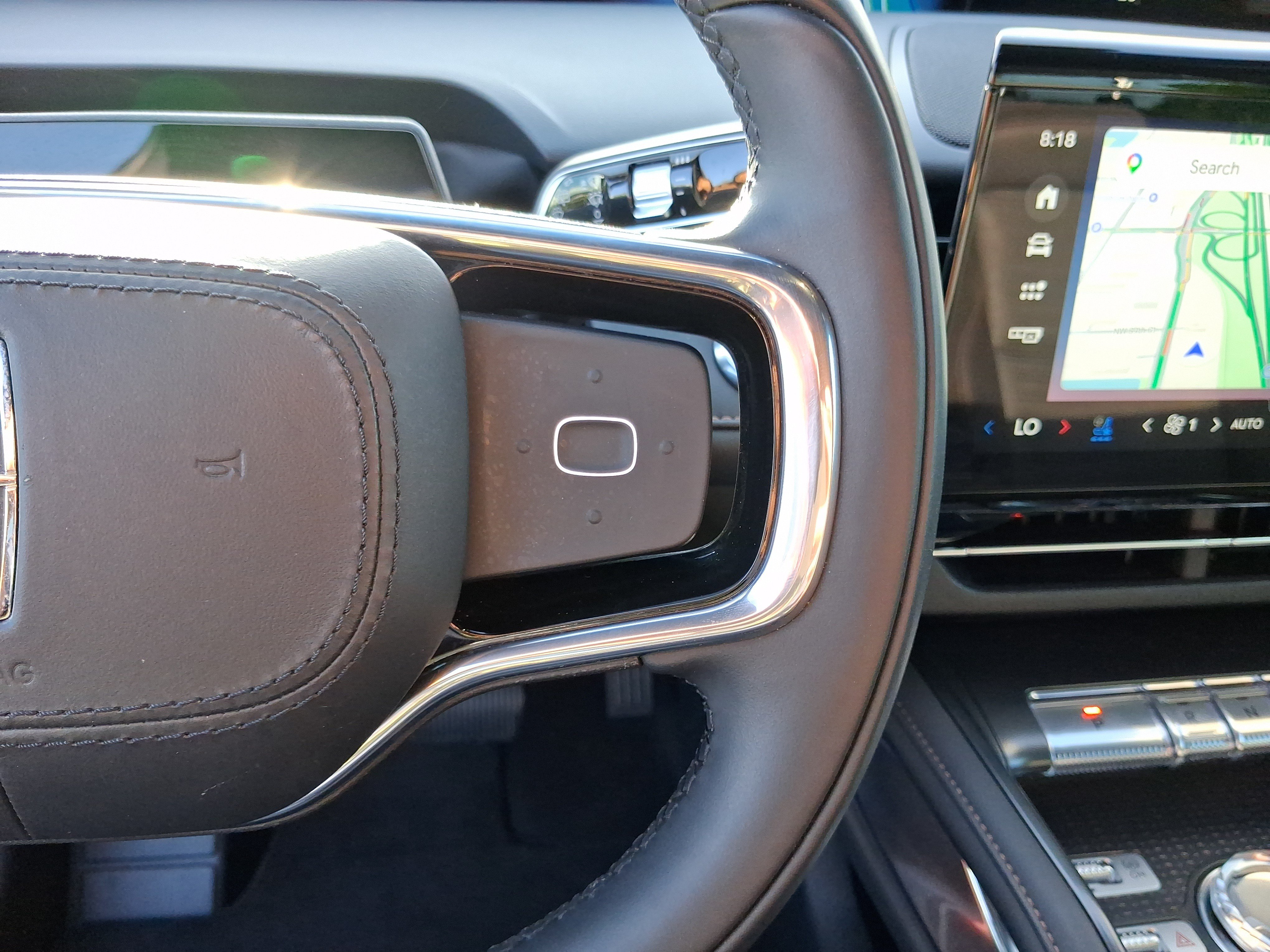 Certified 2024 Lincoln Nautilus Reserve w/ Jet Appearance Package (87T) AWD/4WD image 17